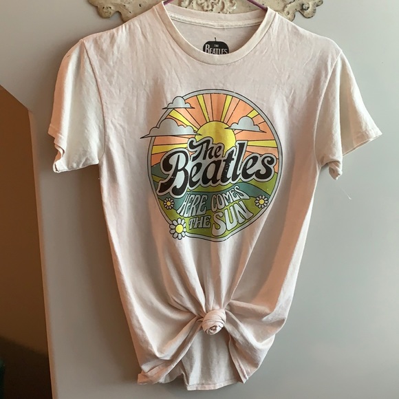 The Beatles Tops - Beatles “Here Comes the Sun” T-shirt